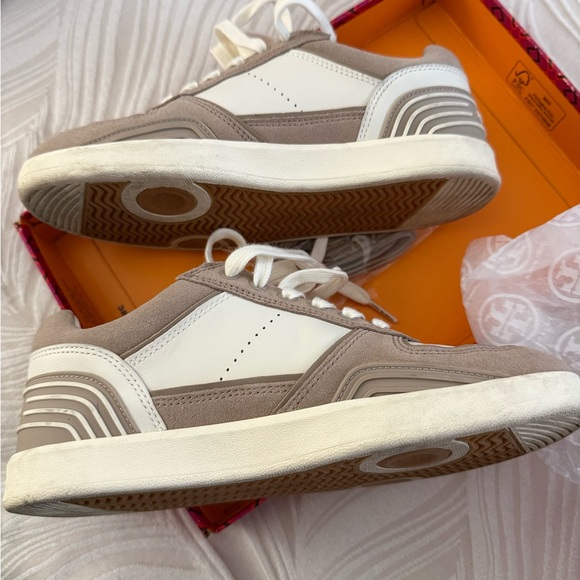 Tory Burch Clover Court Sneakers - Picture 2 of 8